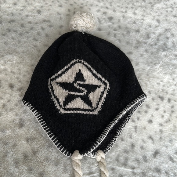 Winter hat for boys - Picture 1 of 8